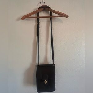 VINTAGE 90’s COACH “Murphy” 9930 Black Leather Brass Turn Lock Crossbody